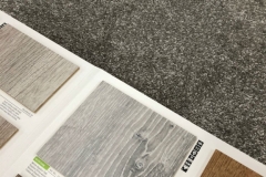 Einkauf Bodenbeläge Teppich-Insel-Holzgerlingen (Baden-Württemberg), 27.07.18